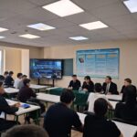 Студенты академической школы «Право» Q University на гостевой лекции судьи, октябрь 2026 года