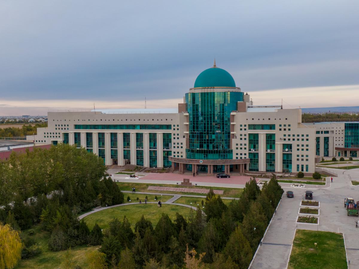 Учебные корпуса Международного казахско-турецкого университета имени Ходжи Ахмеда Ясави в Туркестане, аэрофотосъёмка